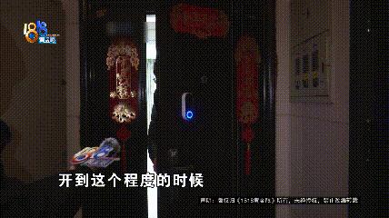 DƬ